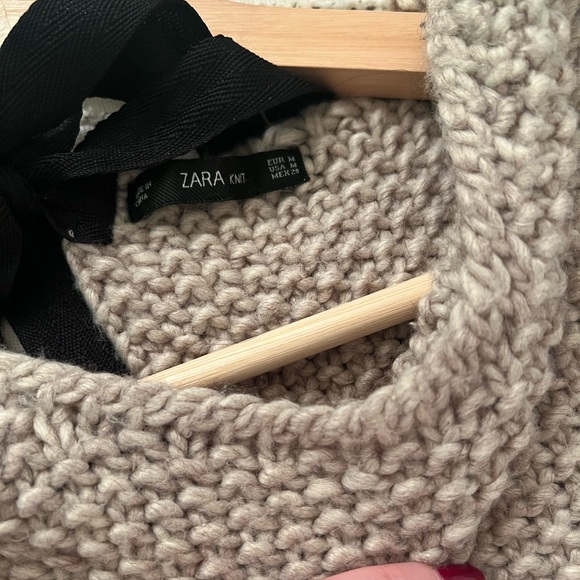 Zara Knit Sweater - Picture 7 of 7